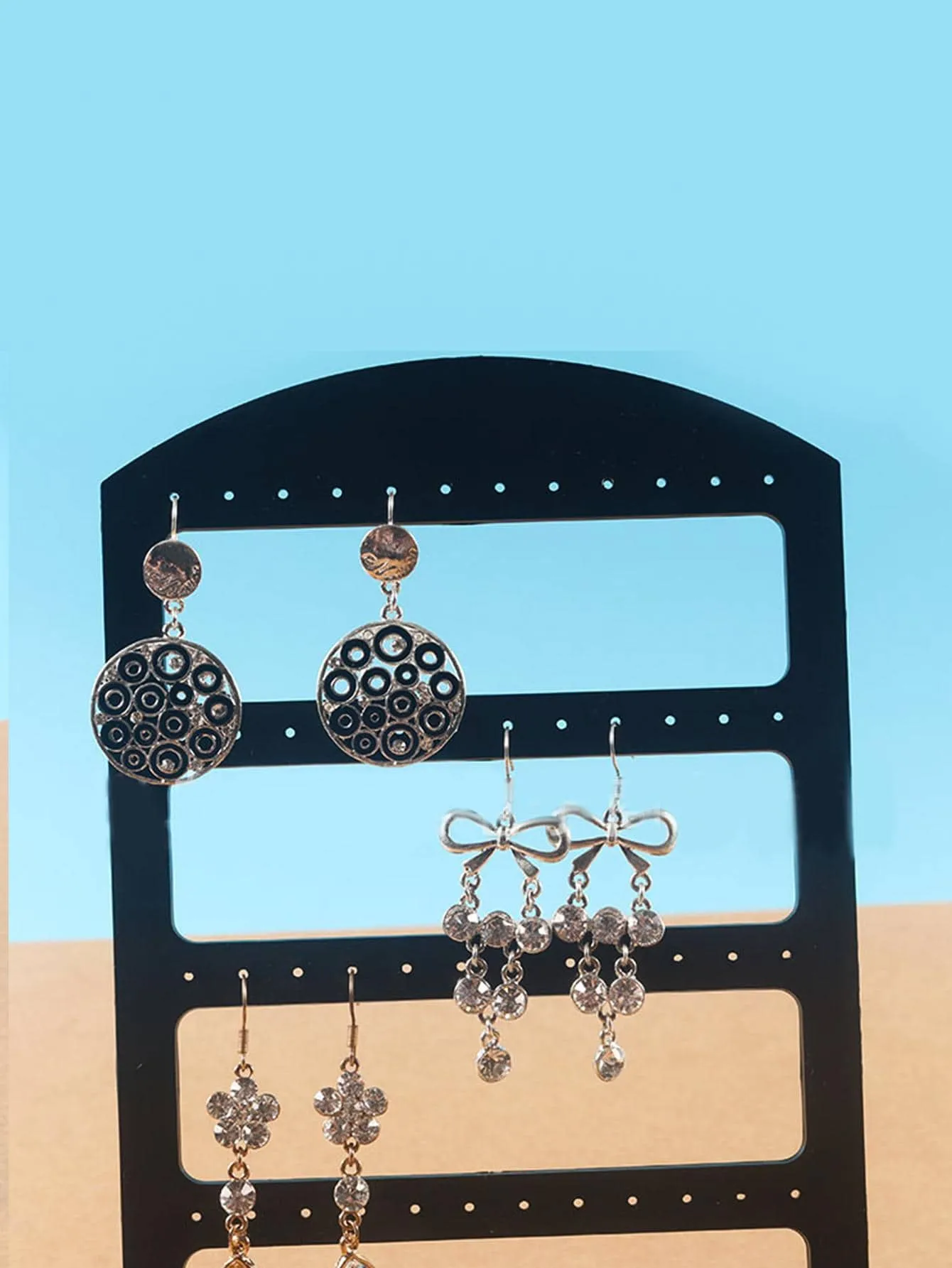 1pc Simple Style Random Color 20-Hole Earrings Display Stand Jewelry Organizer Grid Daily Gift