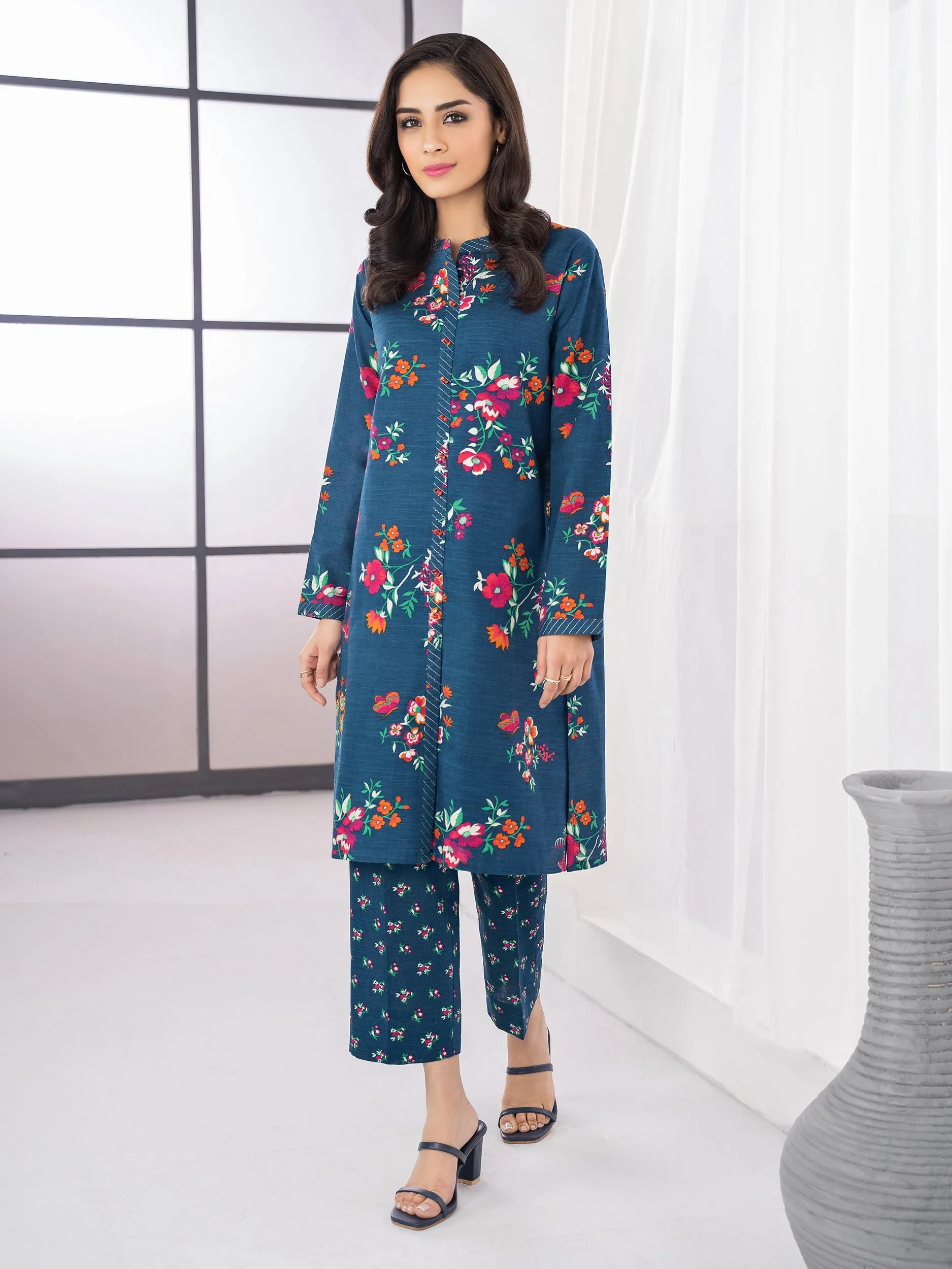 2 Piece Khaddar Suit-Printed (Unstitched)