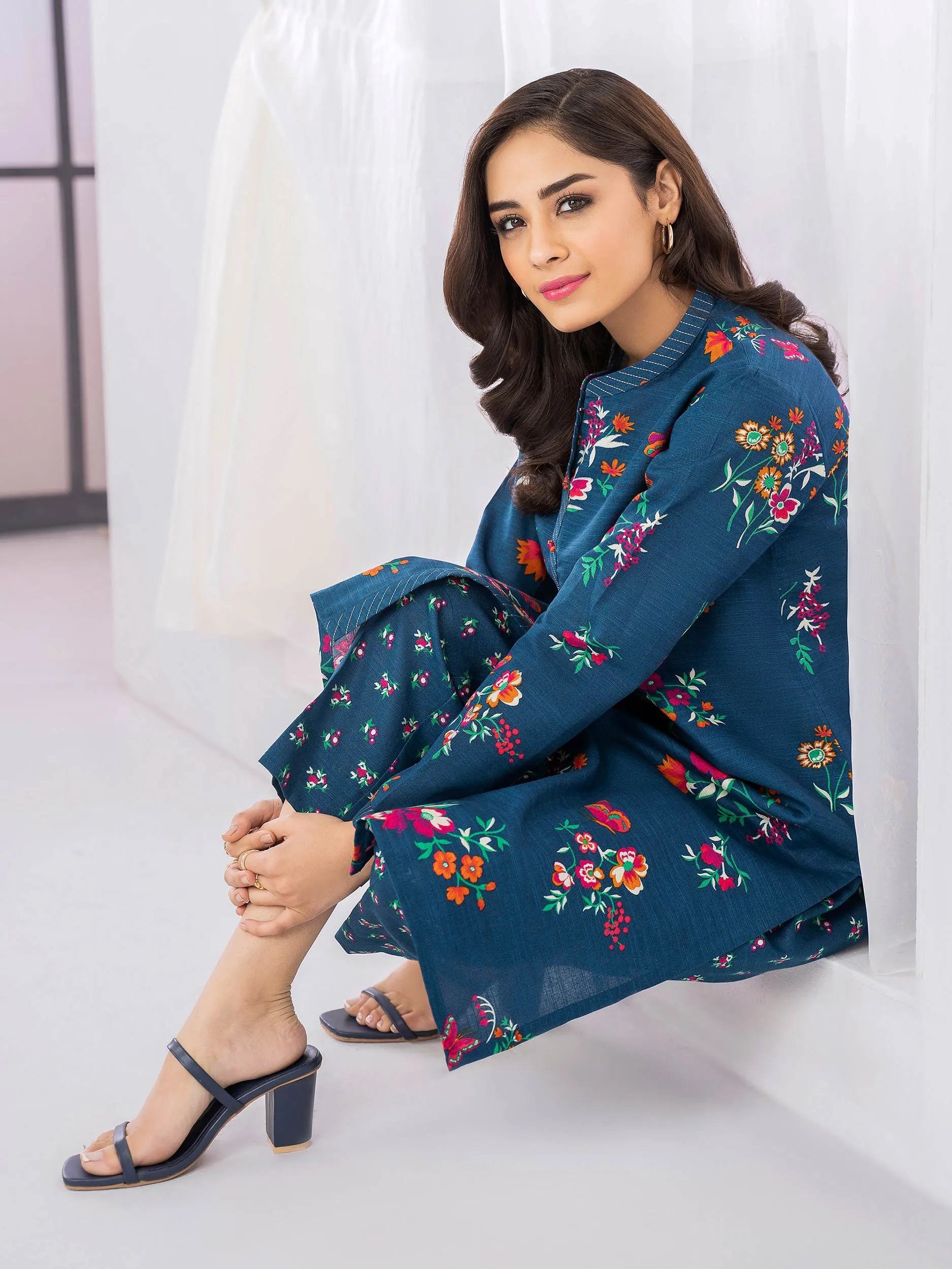 2 Piece Khaddar Suit-Printed (Unstitched)