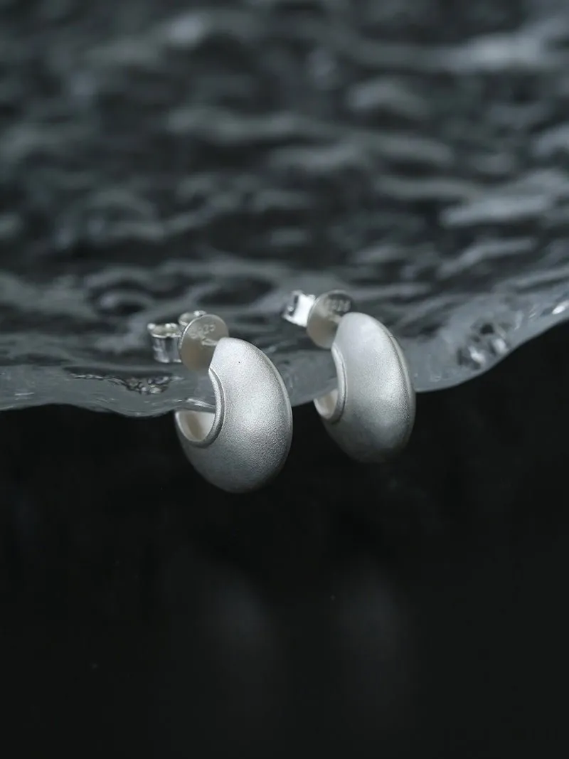 925 Silver C-Shaped Matte Flying Saucer Earrings