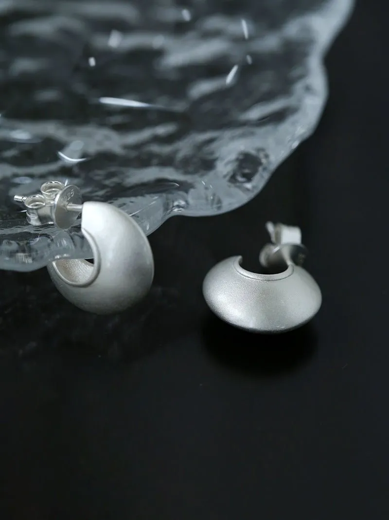 925 Silver C-Shaped Matte Flying Saucer Earrings