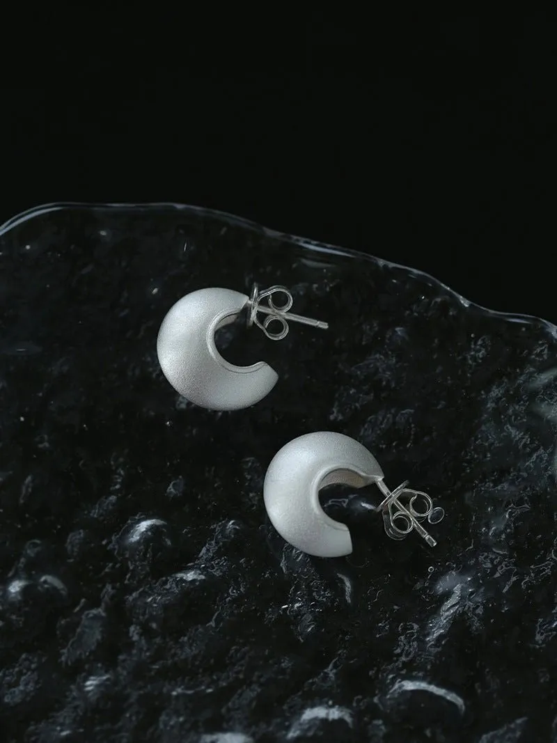 925 Silver C-Shaped Matte Flying Saucer Earrings