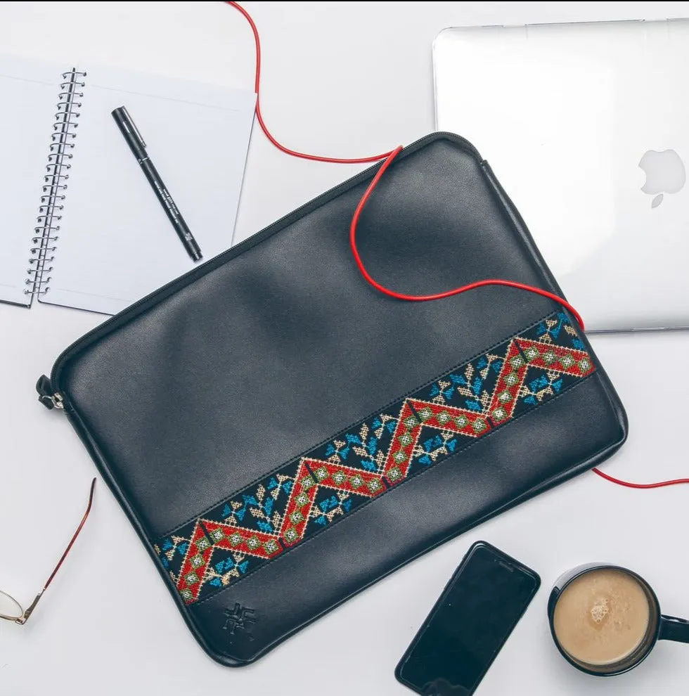 Black Etamine Laptop Sleeve