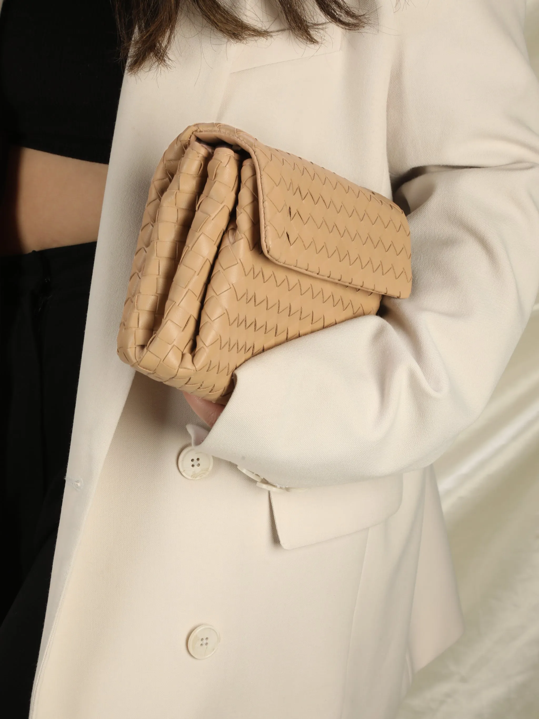 Bottega Veneta 2021 Intrecciato Clutch