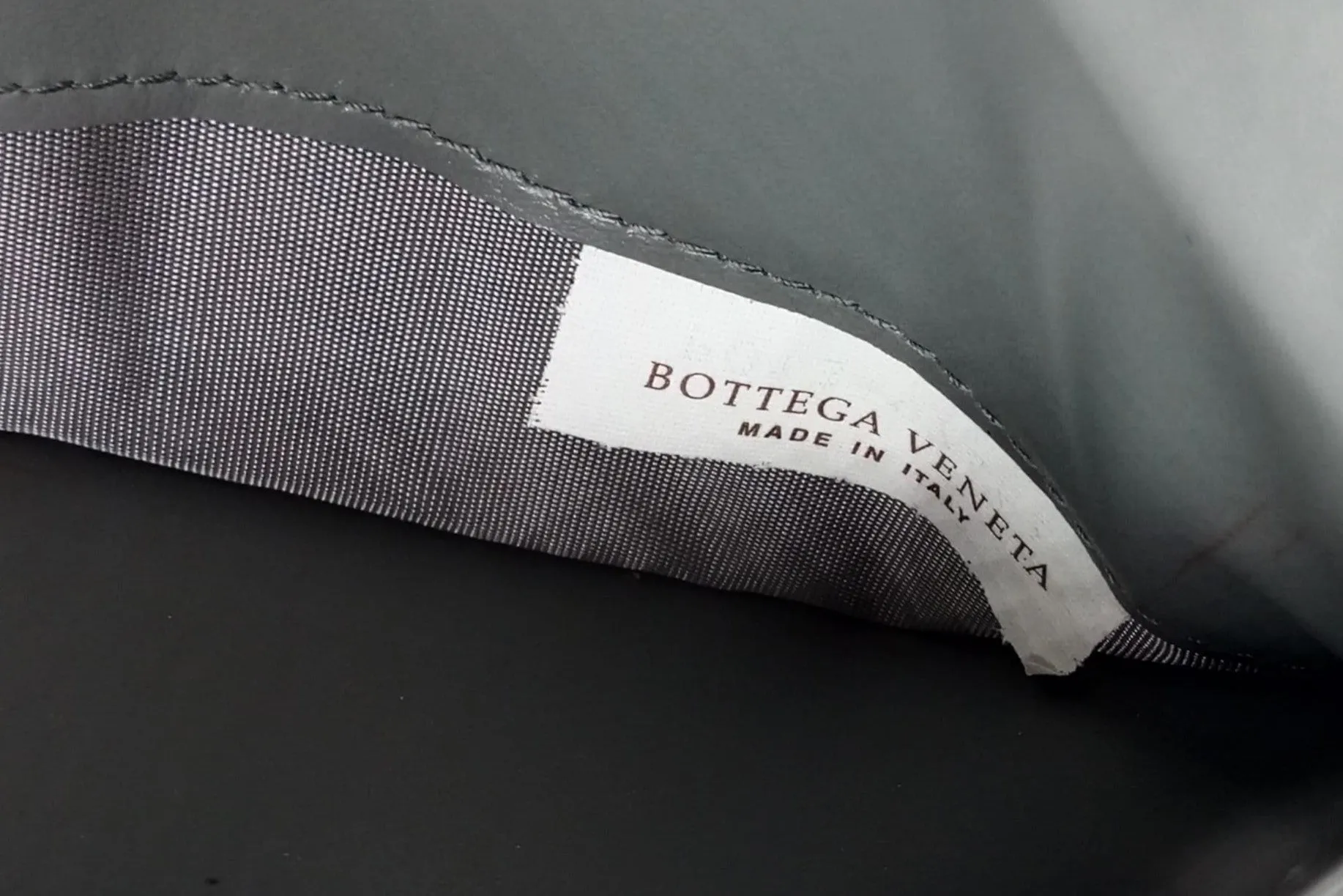 BOTTEGA VENETA CONTINENTAL WALLET (P013197467) LARGE CONCRETE GREY LEATHER GOLD HARDWARE, WITH DUST COVER & BOX