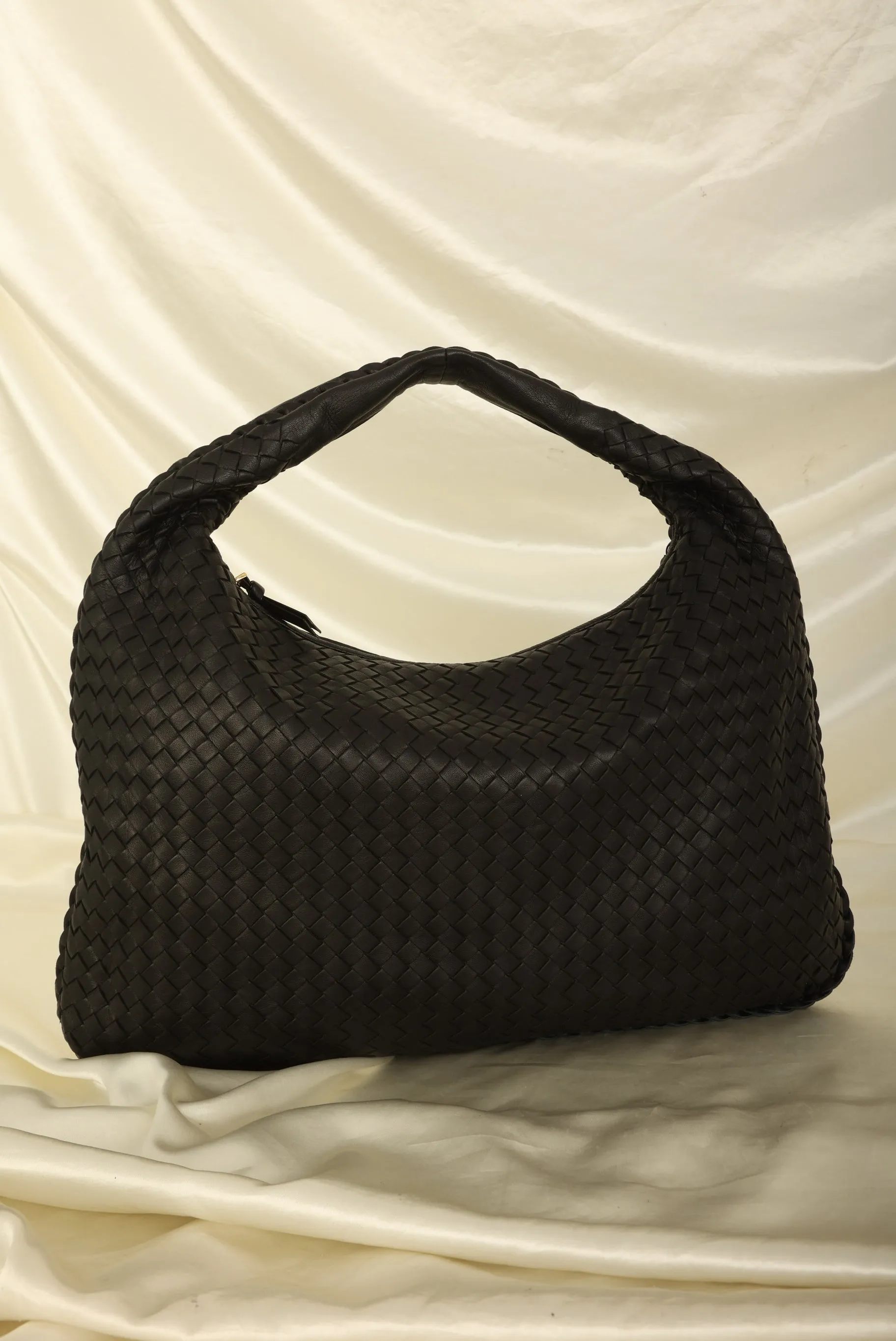 Bottega Veneta Intrecciato Medium Hobo