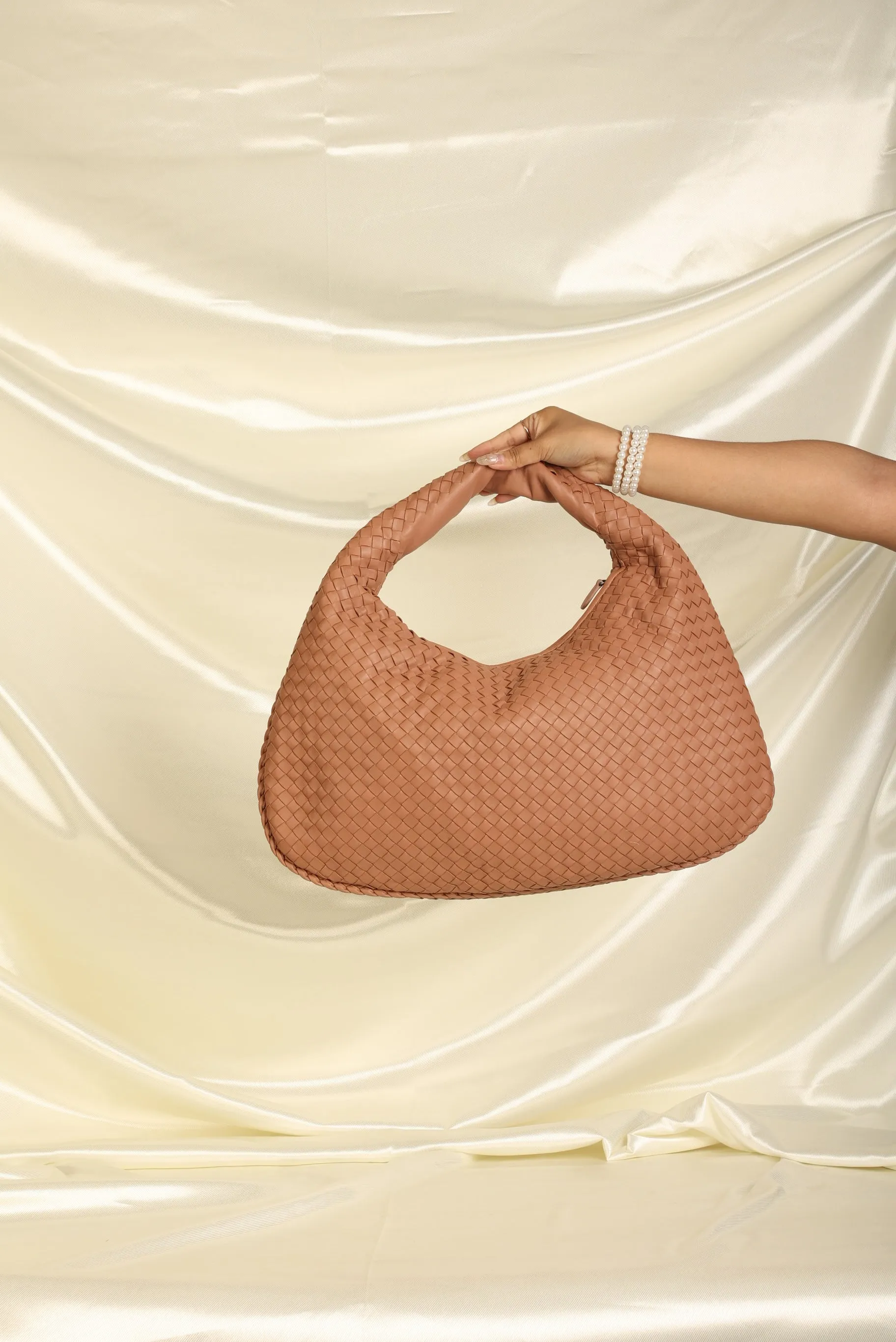 Bottega Veneta Intrecciato Medium Hobo