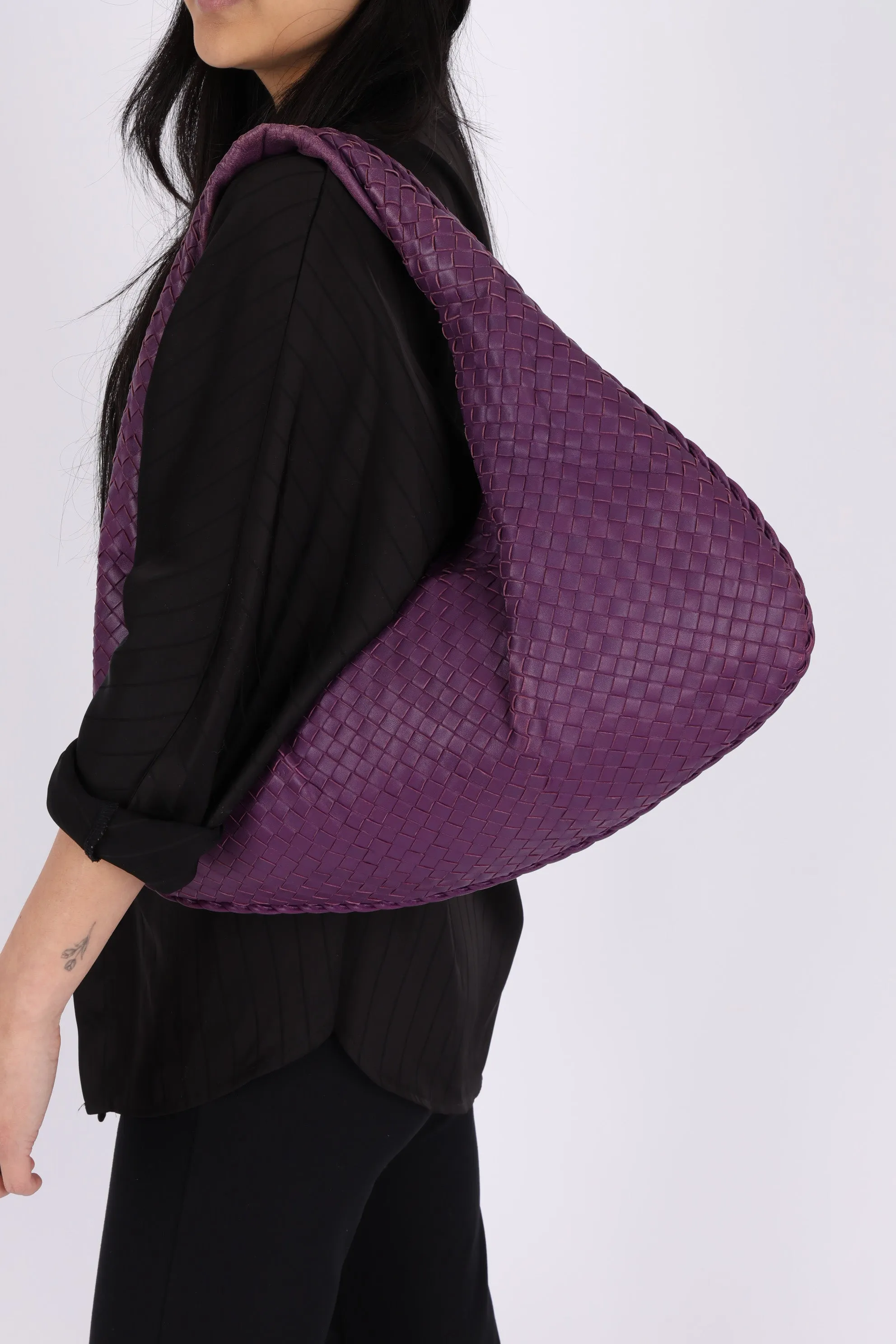 Bottega Veneta Intrecciato Medium Hobo