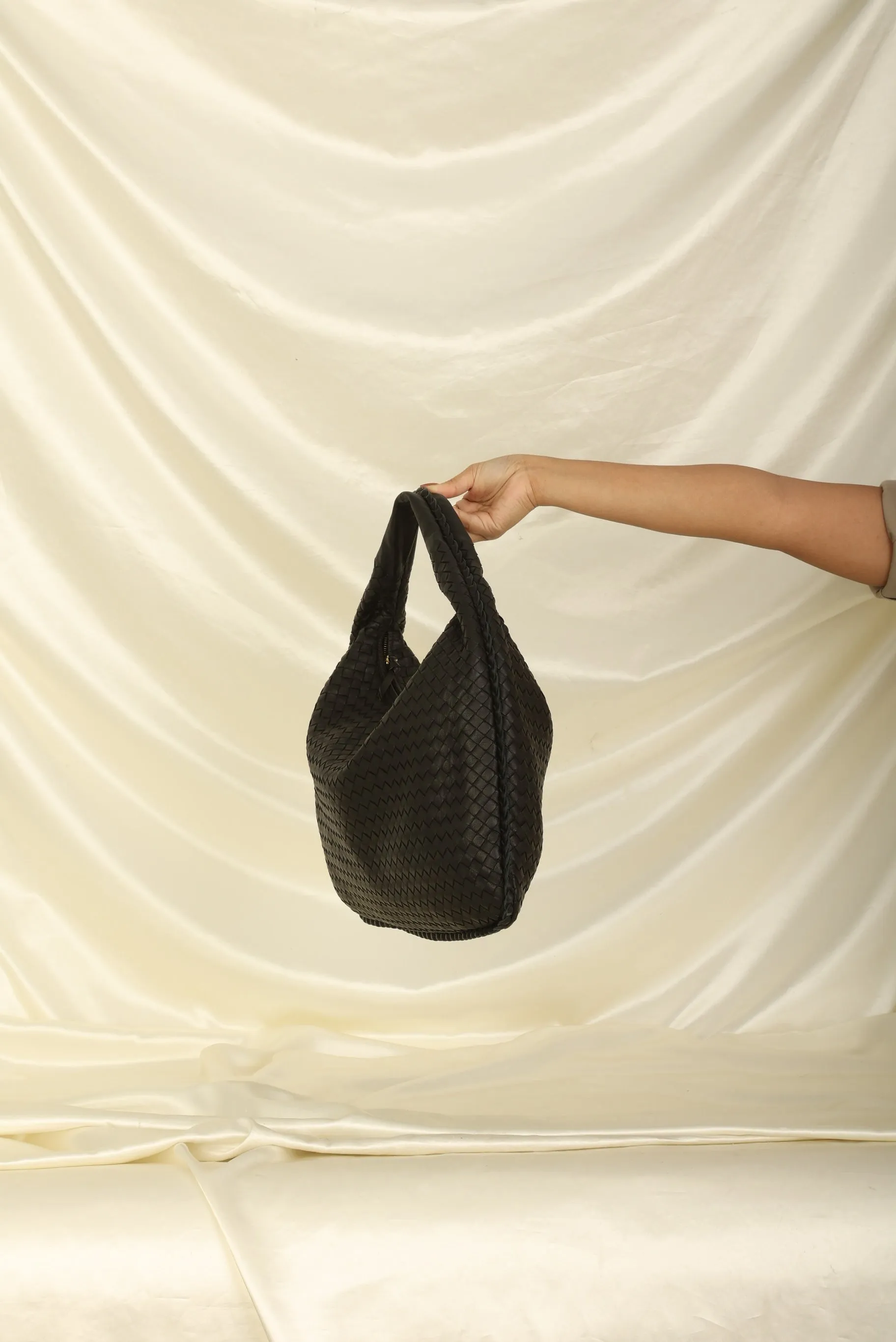 Bottega Veneta Intrecciato Medium Hobo