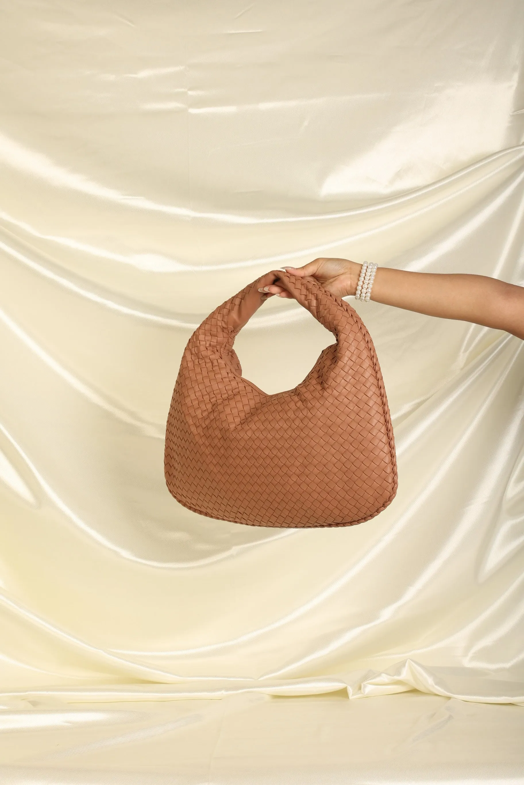 Bottega Veneta Intrecciato Medium Hobo