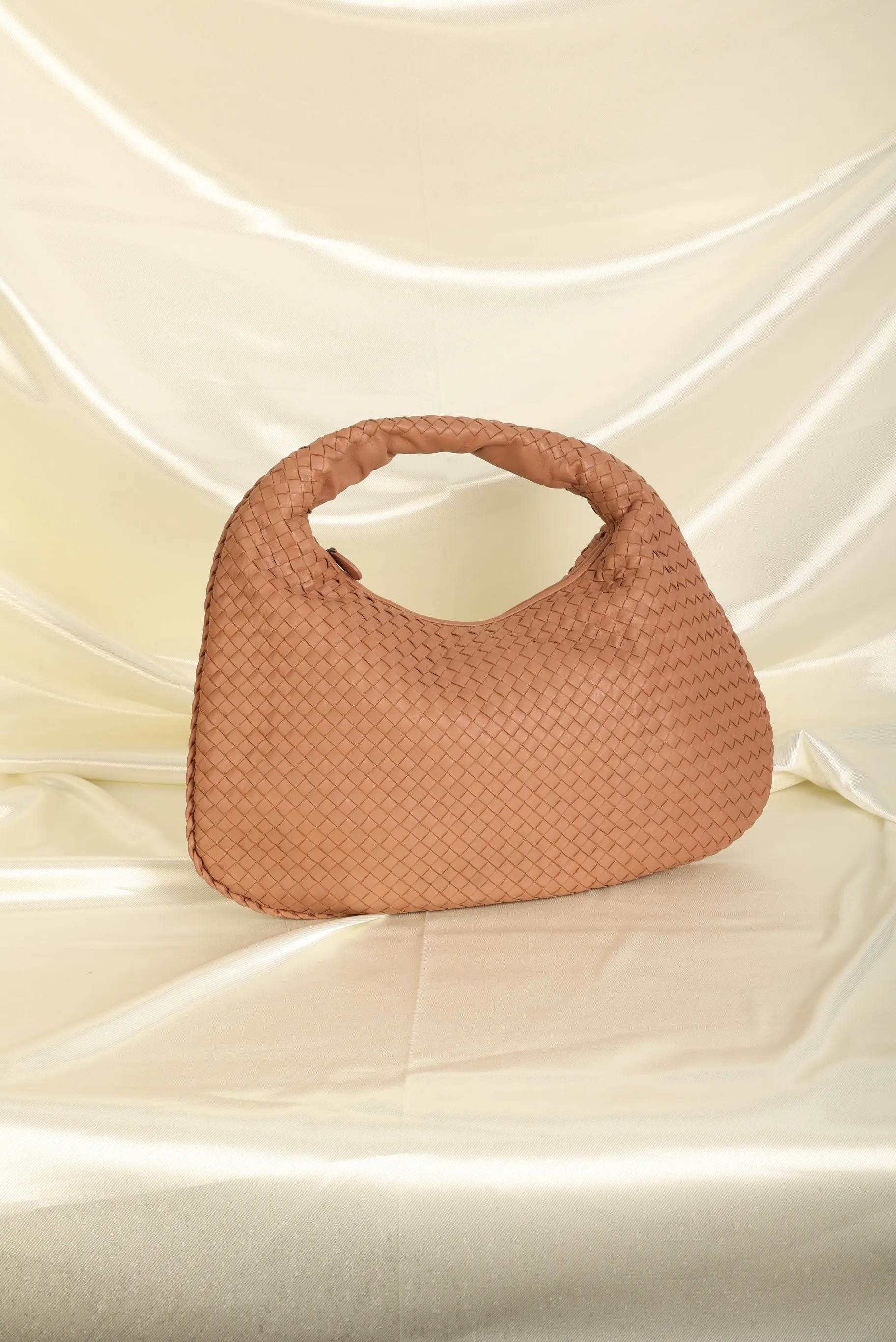 Bottega Veneta Intrecciato Medium Hobo