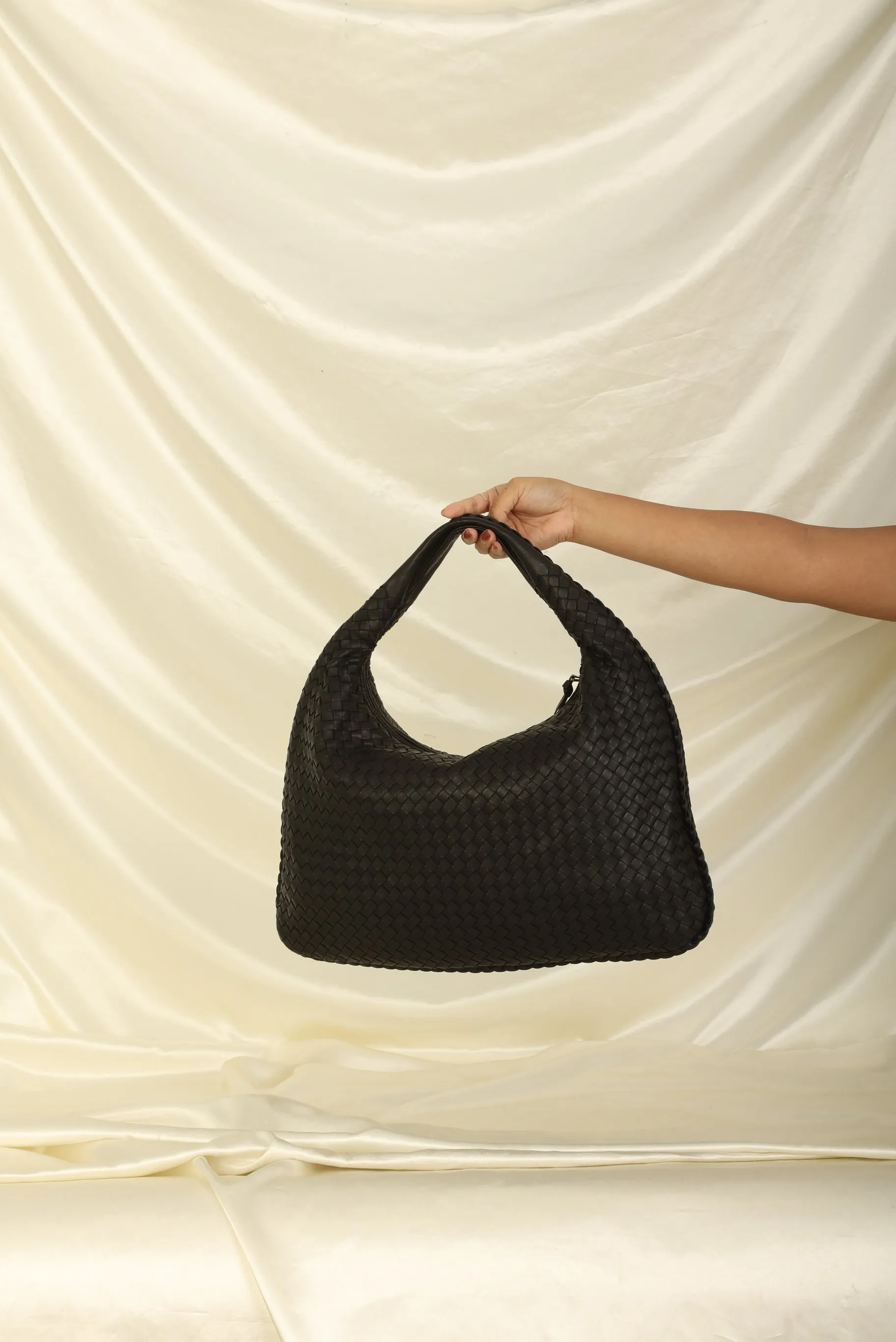 Bottega Veneta Intrecciato Medium Hobo