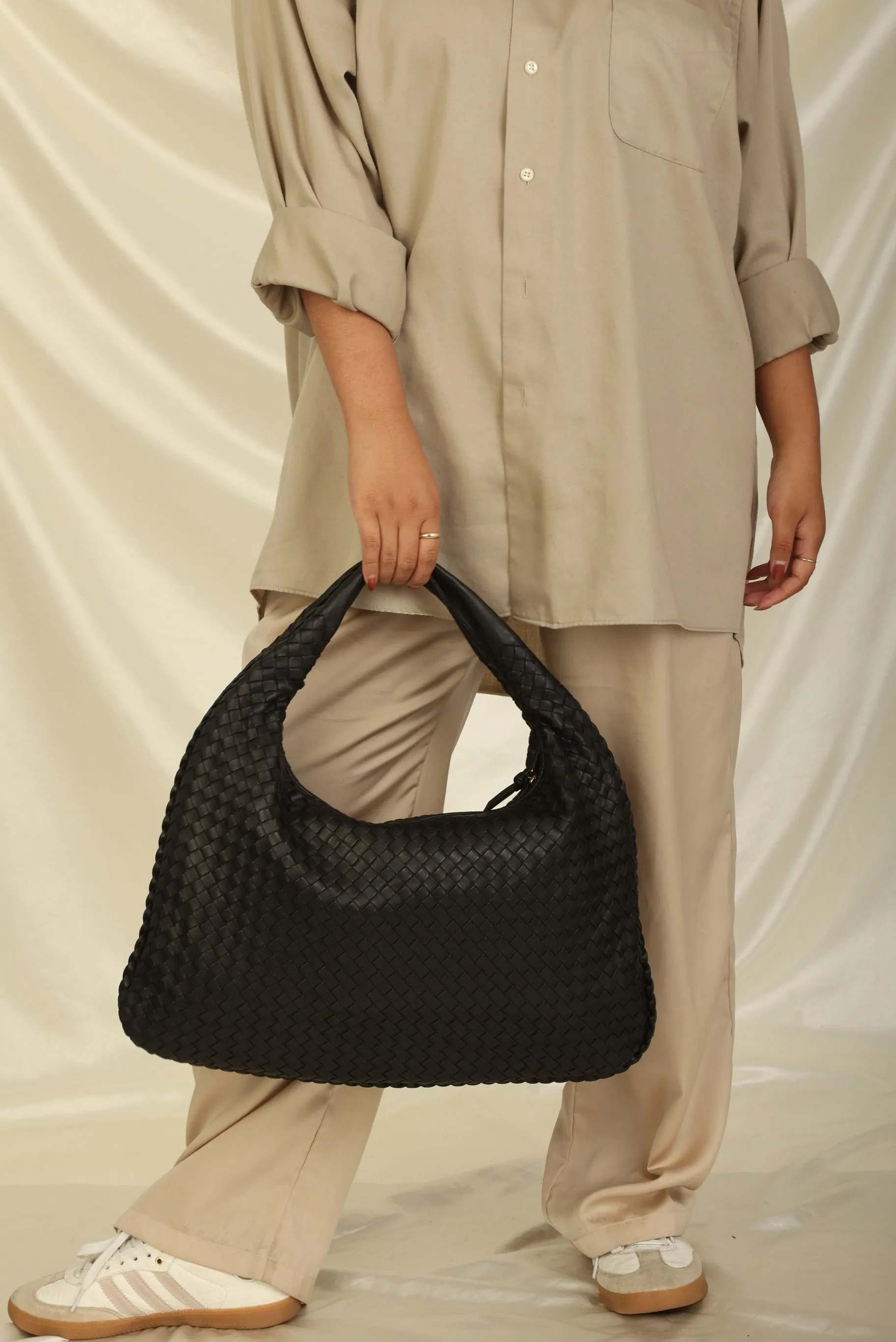 Bottega Veneta Intrecciato Medium Hobo