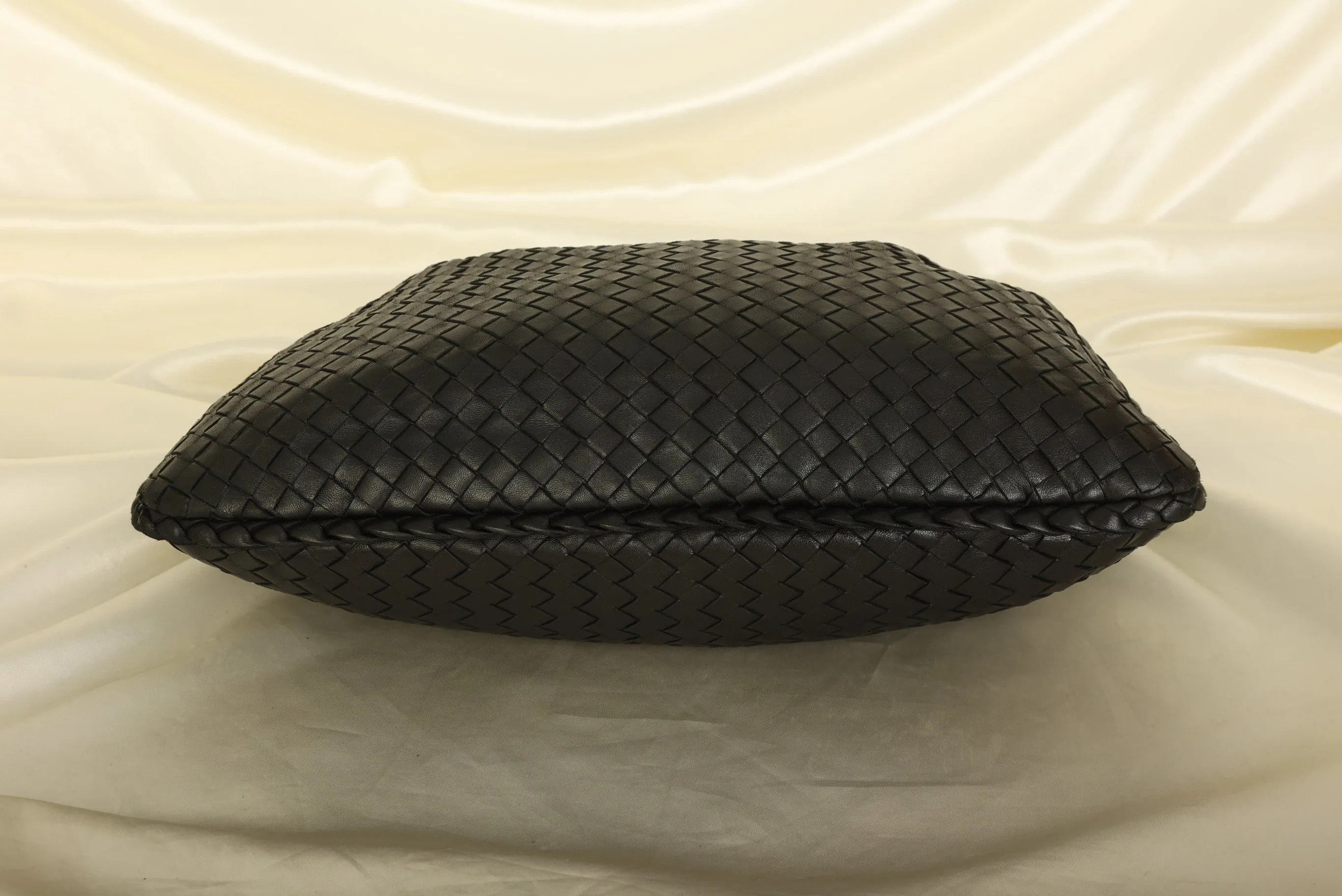 Bottega Veneta Intrecciato Small Hobo