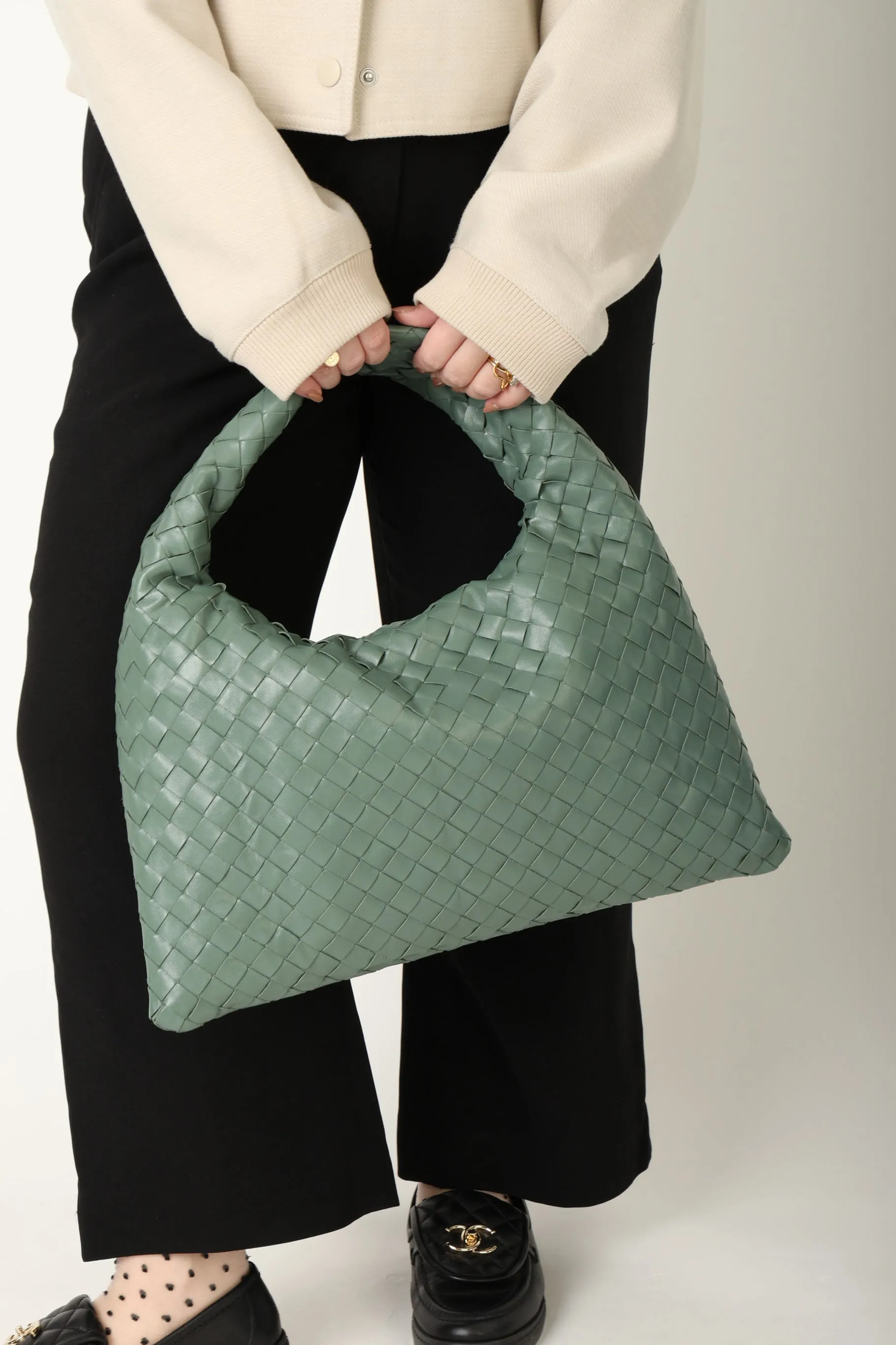 Bottega Veneta Intrecciato Small Hop Hobo