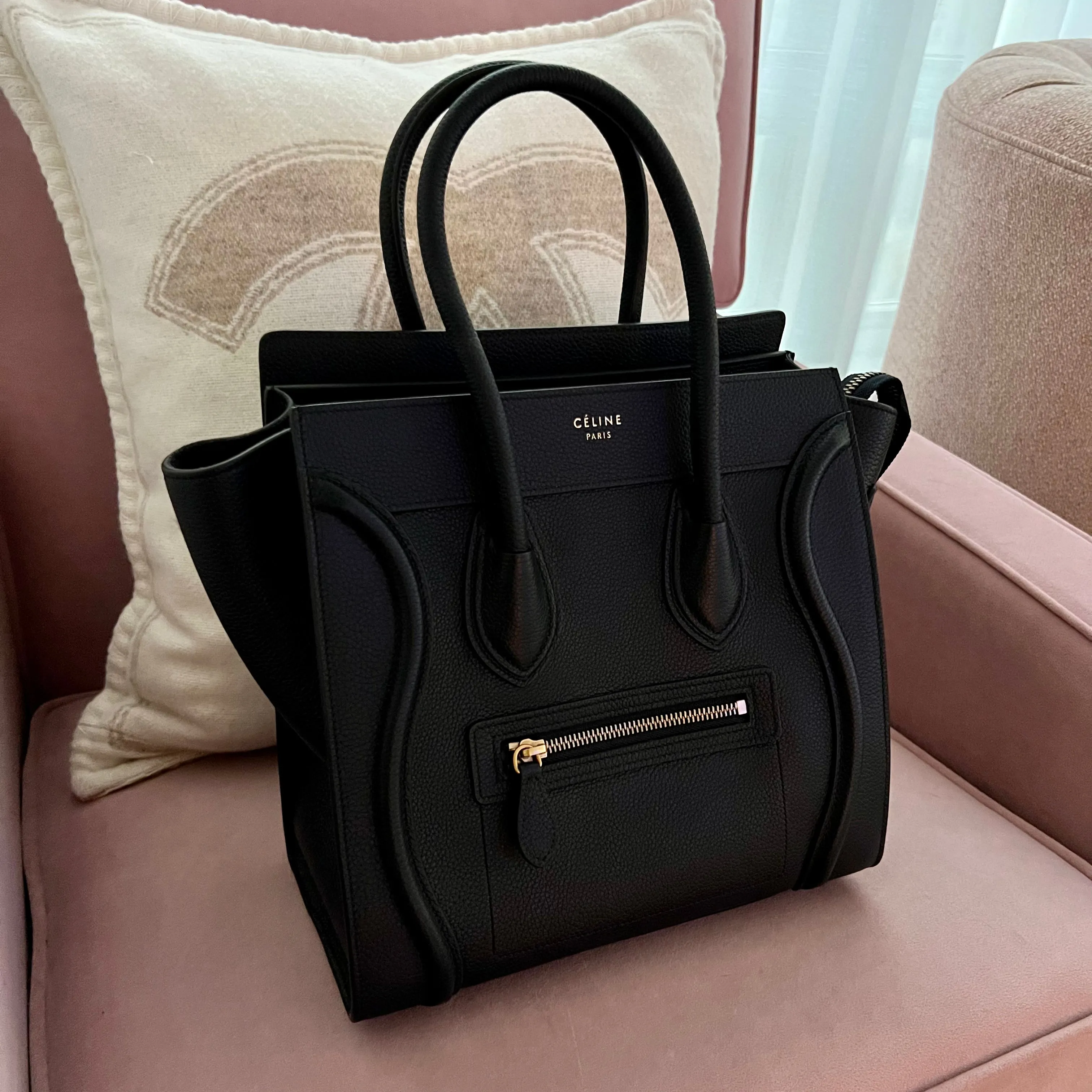 Chic Celine Luggage Tote Bag - Luxury Travel Essential with Signature Style