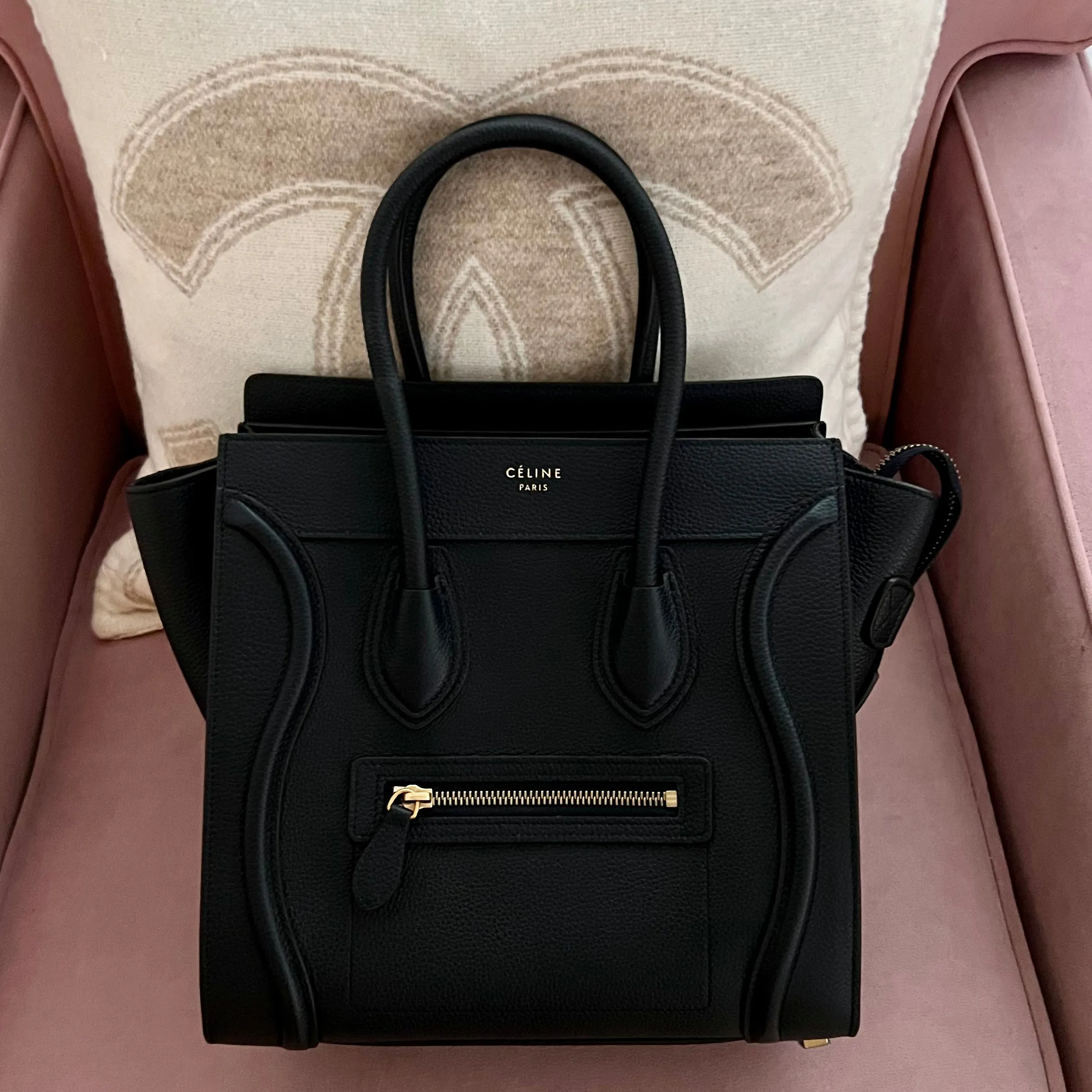 Chic Celine Luggage Tote Bag - Luxury Travel Essential with Signature Style