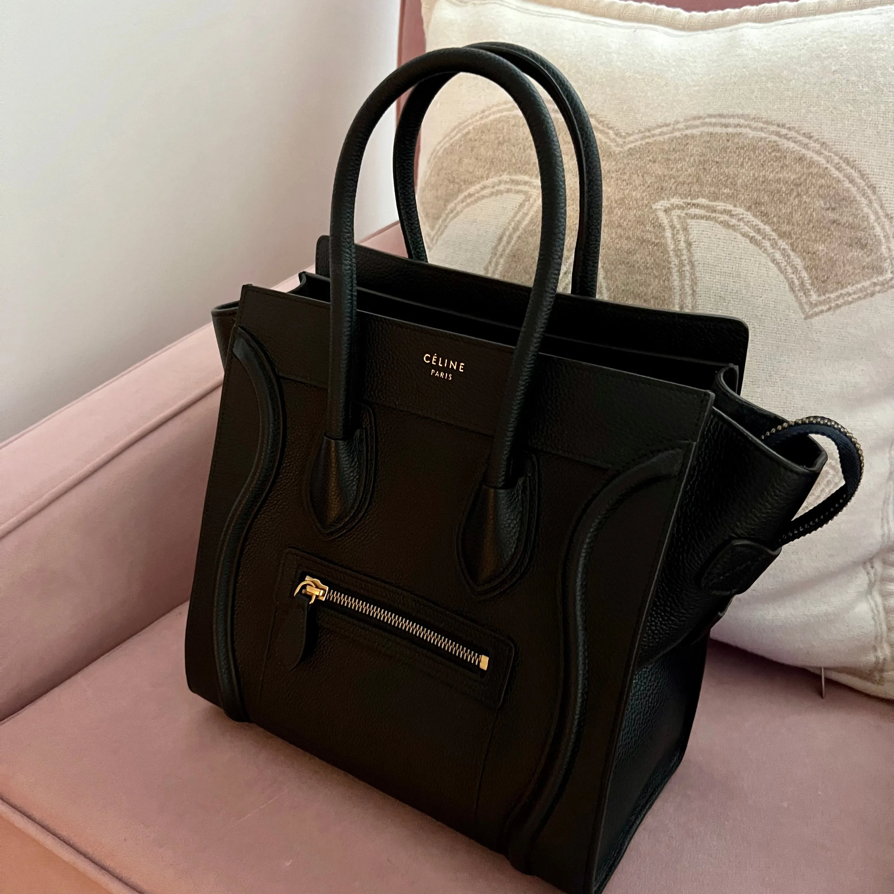 Chic Celine Luggage Tote Bag - Luxury Travel Essential with Signature Style