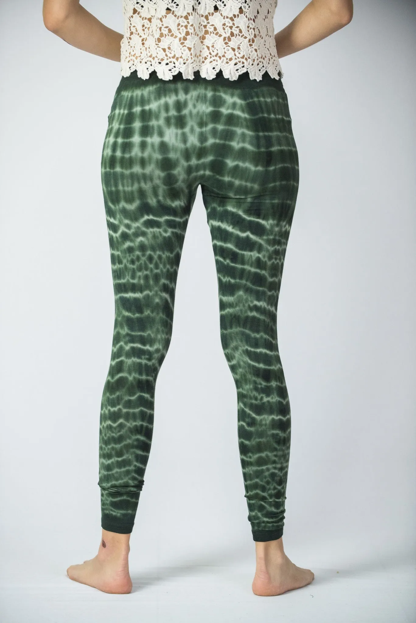 Melting Stripes Tie Dye Cotton Leggings in Green