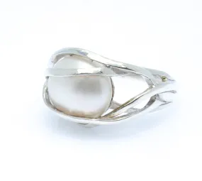 Ocean Capture Pearl Ring